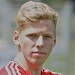 https://img.zhizhuzhibov.com.cn/img/football/player/039930ba90654f250a1e46ad9898e0c4.png