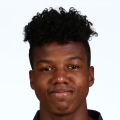 https://img.zhizhuzhibov.com.cn/img/football/player/3cbc03aa8ff1e310576a7a729aa12579.png