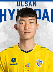 https://img.zhizhuzhibov.com.cn/img/football/player/bb905e5bbb6f4c14e91cbc5cb5c8d961.jpg