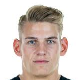 https://img.zhizhuzhibov.com.cn/img/football/player/fe73765698dcedabe454e32b9a55b6a2.jpg
